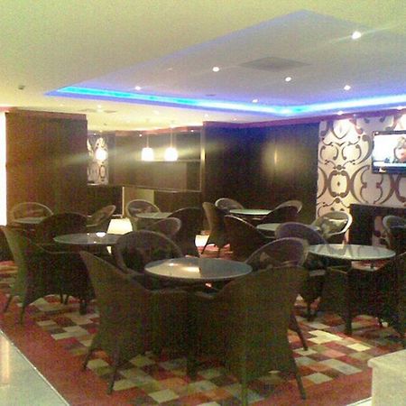 Crom Express Airport Hotel - Jeddah Dżedda Zewnętrze zdjęcie